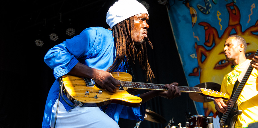 Lazo Playing Guitar
